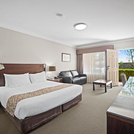 Carlyle Suites & Apartments Wagga Wagga Exteriör bild